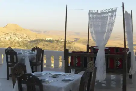 MERDIN BOUTIQUE - 14