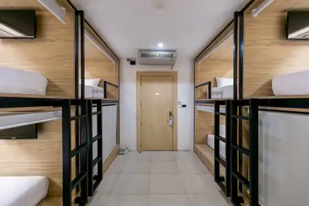 The Bedrooms Hostel Pattaya - 52