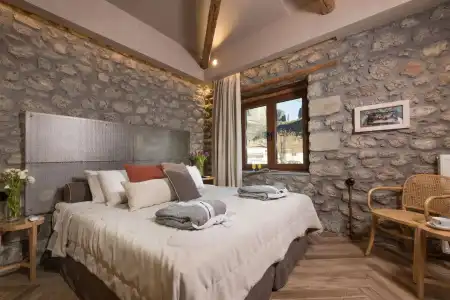 Tsikeli Boutique Meteora - Adults Friendly - 275