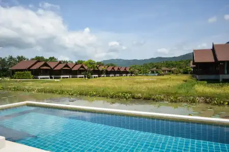 Farmer's Boutique Resort - 10
