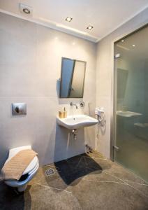 Epicentrum Suites and Villa Oasis - 58