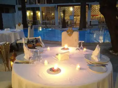 Elegance East - 10