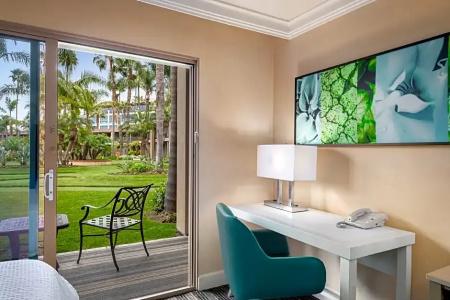 DoubleTree by Hilton San Diego Bayside - 50