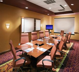 Embassy Suites by Hilton E Peoria Riverfront Conf Center - 20