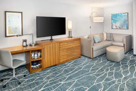Hyatt Place Waikiki Beach - 45
