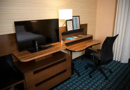 Fairfield Inn & Suites Cincinnati Uptown/University Area - 3