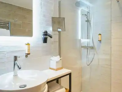 Mercure Avignon TGV et Spa - 34