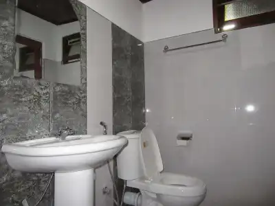 ExtremeHost Guest House - 5