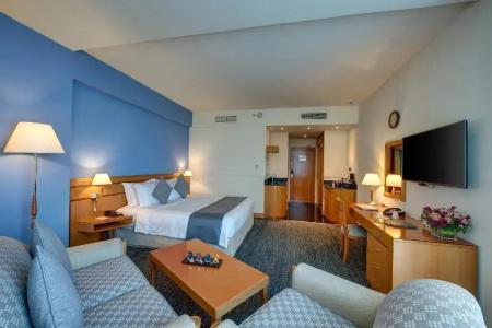 J5s Port Saeed - 42