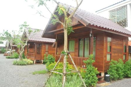 Ruenthong Resort Surat Thani - 3