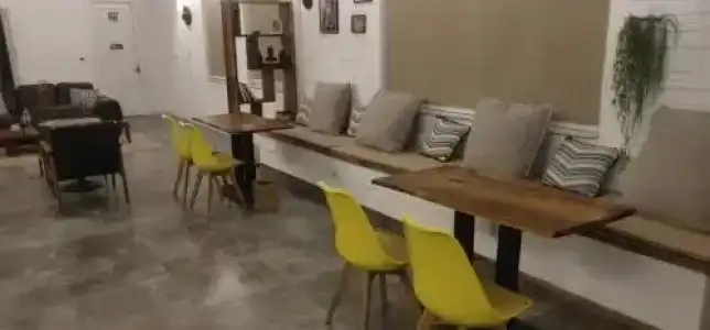 Oasis Boutique - 15