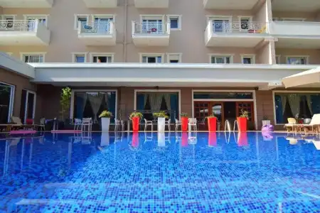 Sandy Beach Resort - 0