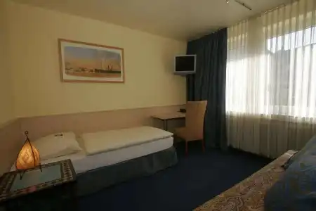 Arosa - Düsseldorf Oberkassel - 3