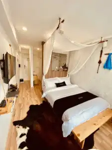 Nomado Boutique - 56