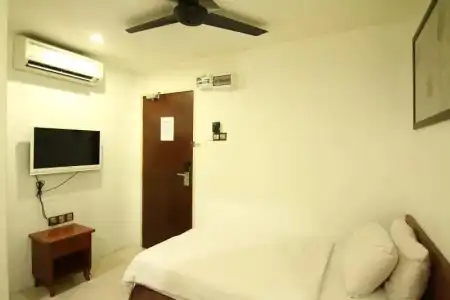 OYO 89540 B Penang - 31