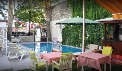 Kılavuz Otel - 13
