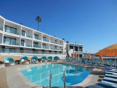 Dream Inn Santa Cruz - 14
