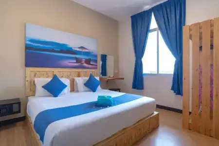 Paretto Seaview - 44