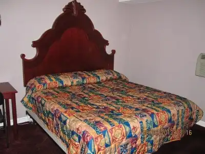 Knights Inn Burlington, ON - 1