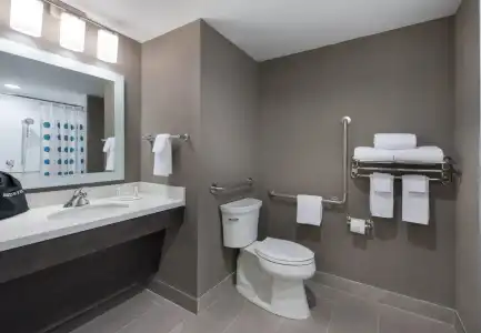 TownePlace Suites Ottawa Kanata - 9