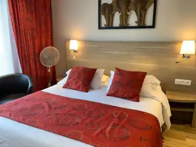 Contact Hôtel - Hôtel les Bleuets & SPA - 4