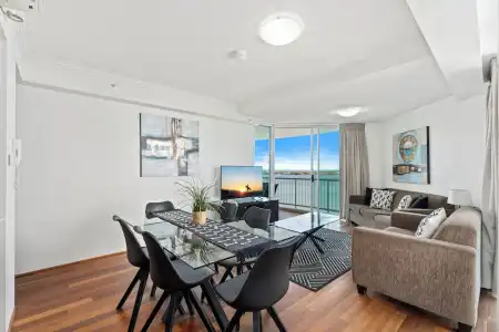 Crystal Bay on the Broadwater - 217