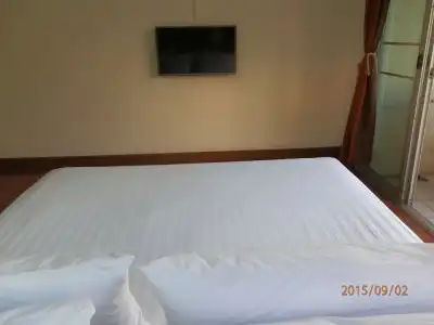 Sandy Serviced Apartment - 23
