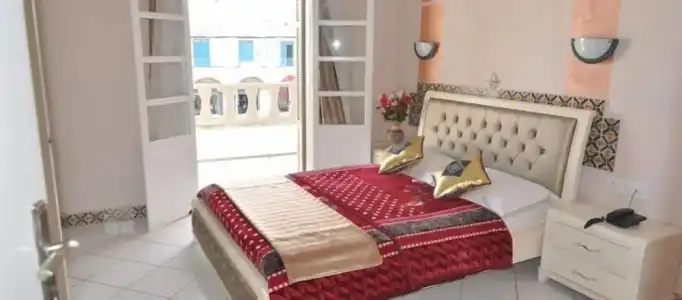 Hôtel Les Palmes d'Or - 58