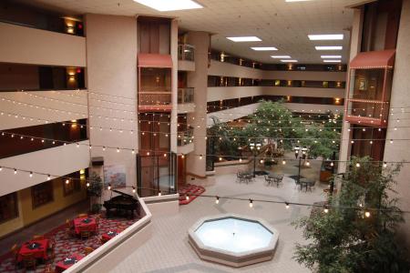 Ramada by Wyndham Viscount Suites Tucson East - 12