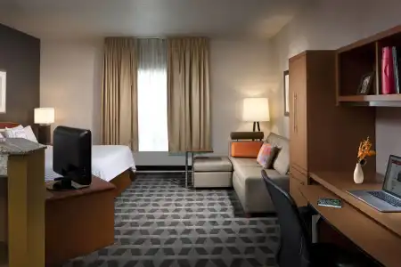 Towneplace Suites by Marriott Boca Raton - 16