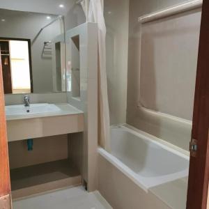 Morakot Twin Chumphon - 13