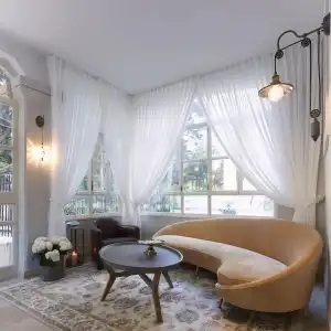 Carmella Boutique - Spa & Shelter Access - 1