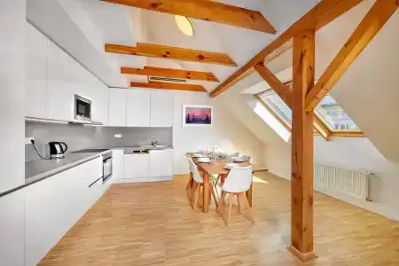 DownTown Suites Kodanská - 31