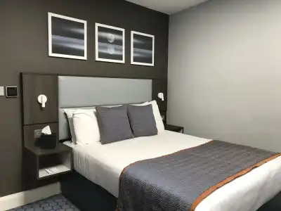 Best Western Plus Vauxhall - 4