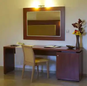 Parnis Palace Suites - 5