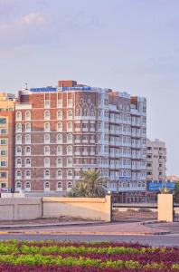 Muscat Plaza - 12