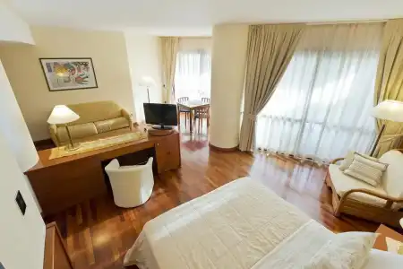Savoy Beach & Thermal Spa - 6