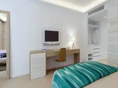 FERGUS Style Palmanova - Adults Only - 8