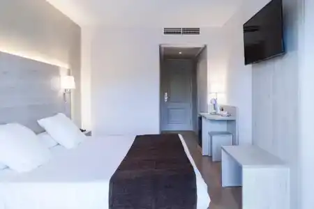 Helios Lloret - 3