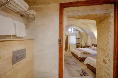 Tulip Cave Suites - 43