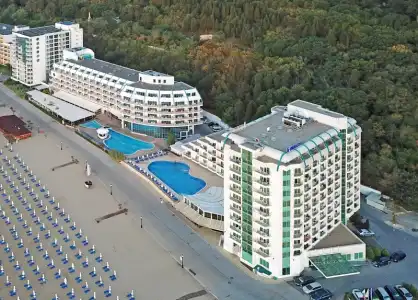 Berlin Golden Beach - 0