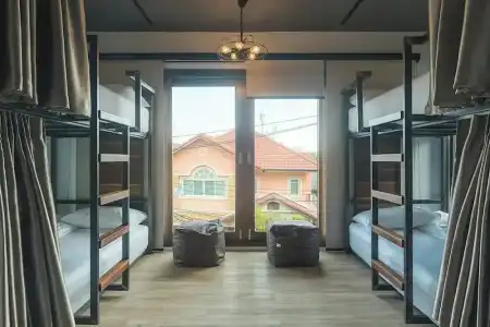 33 Poshtel - 80