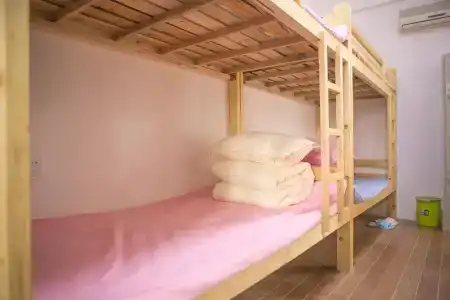 Suzhou Blue Gate Hostel - 13