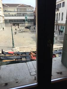 Romantic Escapade in Venice - 14