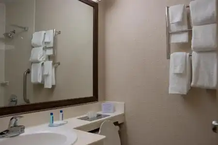 Breckinridge Inn - 5