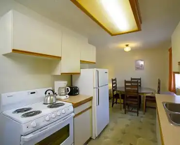 Bowmont Motel - 30