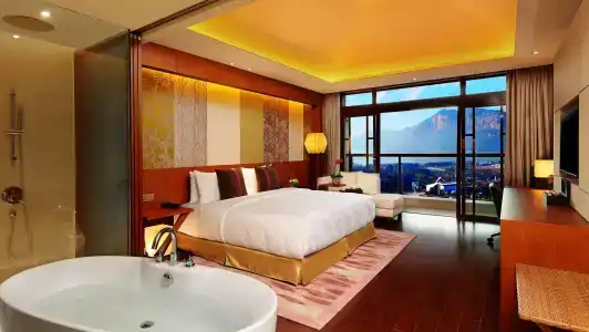 HUALUXE Kunming by IHG - 4