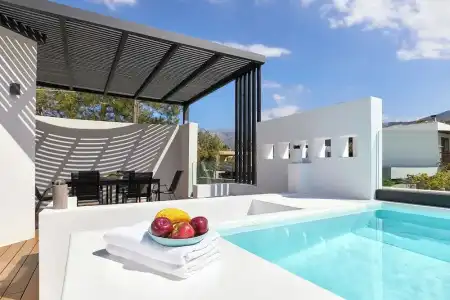 Sunset Studios & Apartments by Estia - 37