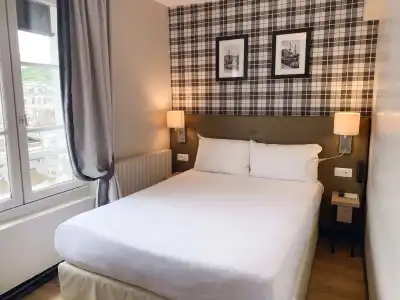 Best Western Le Cheval Blanc - Vieux Port - 2