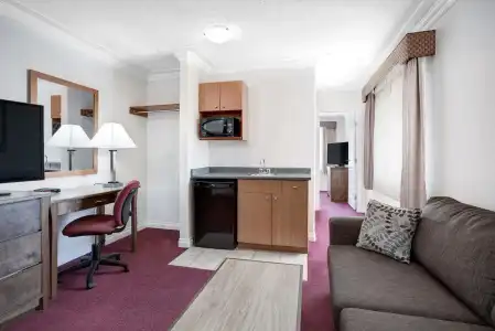 Holiday Inn VICTORIA – ELK LAKE by IHG - 16